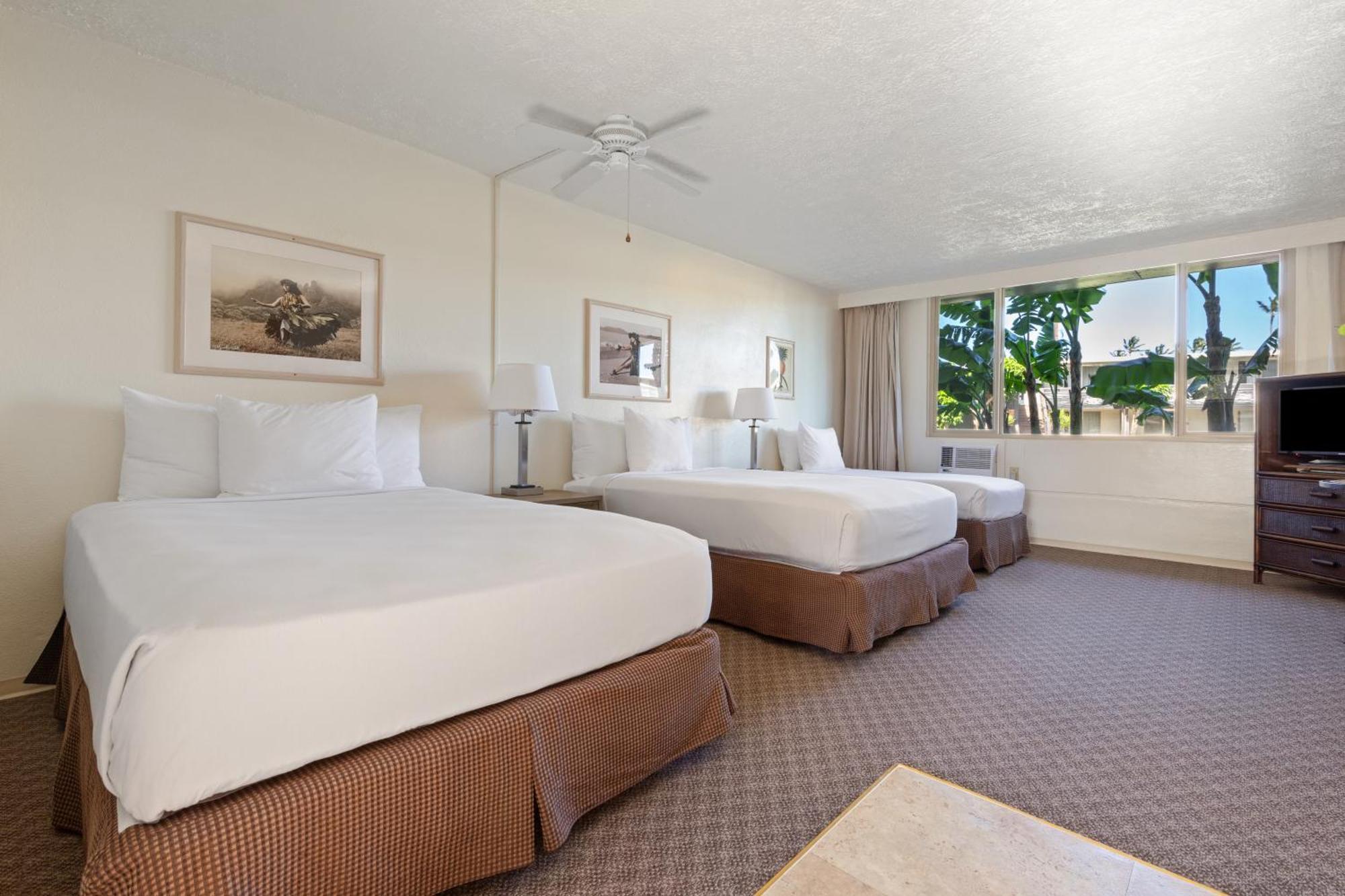 Poolside Three Beds