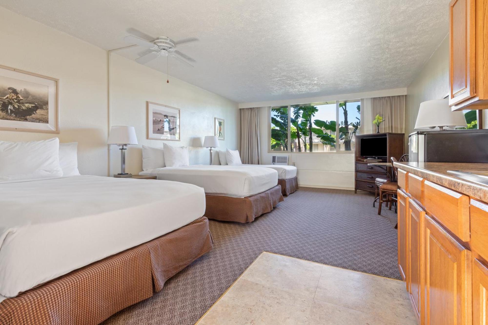Poolside Three Beds